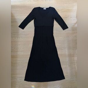 Max&Co Black V-Neck Long Sleeve Maxi Dress Size Medium